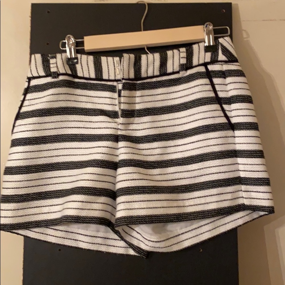 Elle shorts